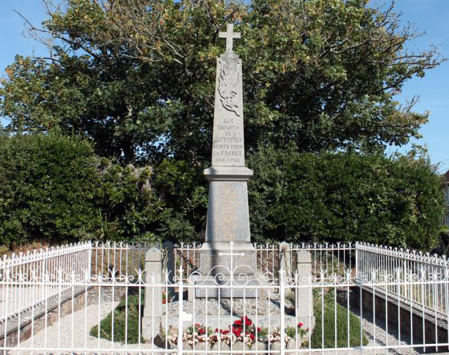 Le monument aux morts de Geffosses mai 2021