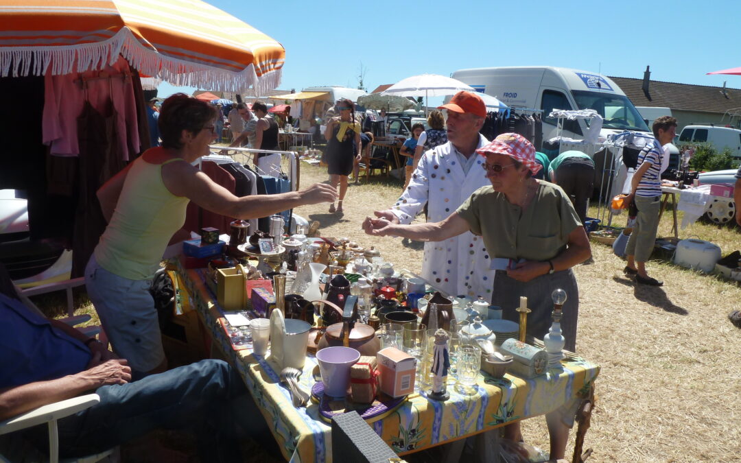 Le Comité des Fêtes de Geffosses organise son vide grenier annuel le 17 juillet